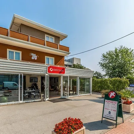 Hotel Italia 3*